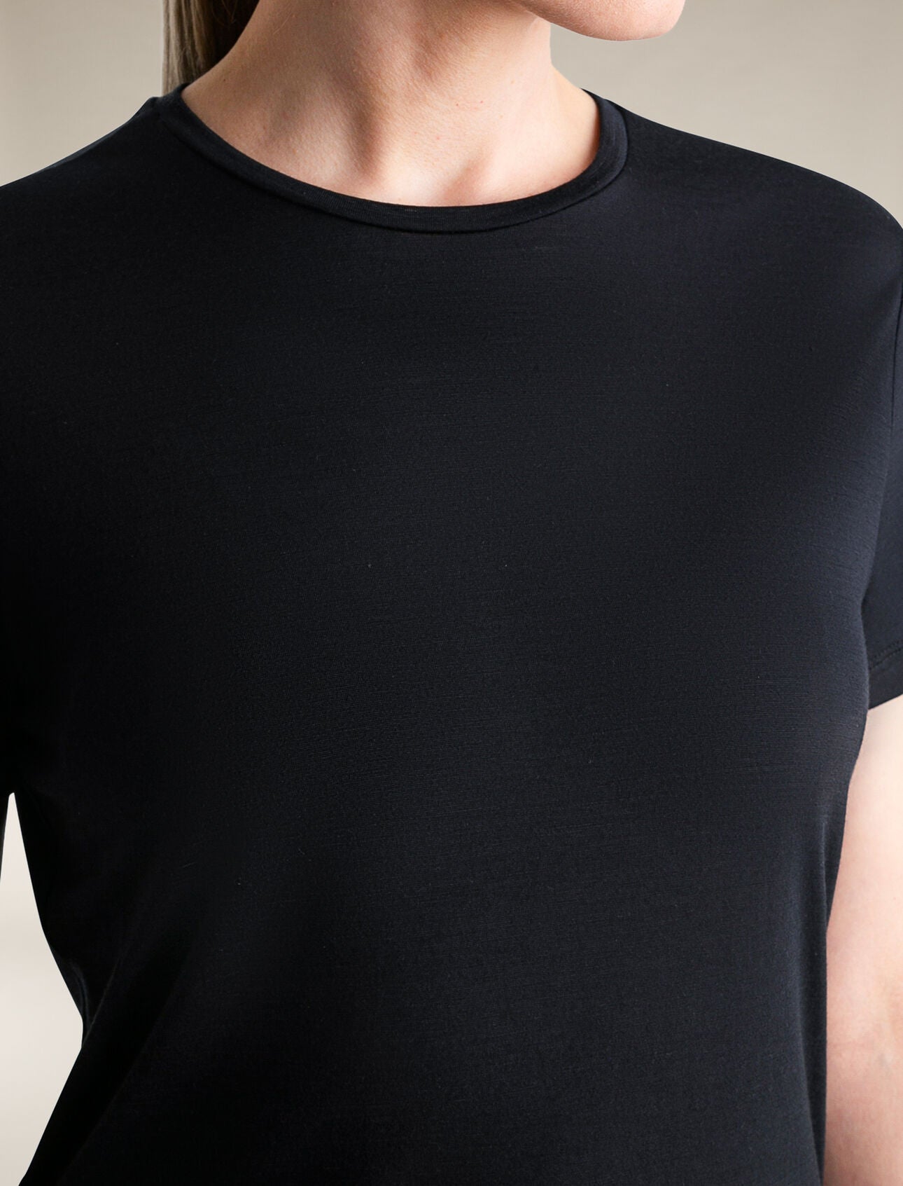 Icebreaker Women's Merino Blend 125 Cool-Lite™ Sphere Short Sleeve T-Shirt Black