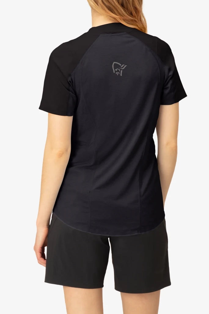 Norrona Senja Equaliser Lightweight T-shirt Caviar Black