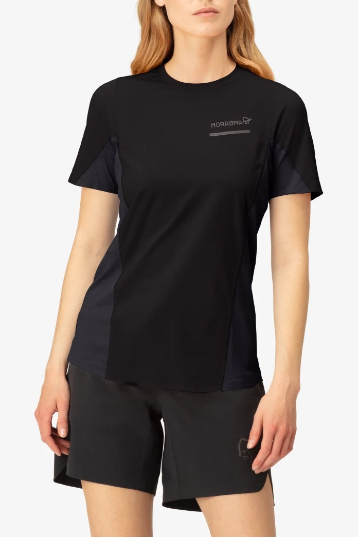 Norrona Senja Equaliser Lightweight T-shirt Caviar Black