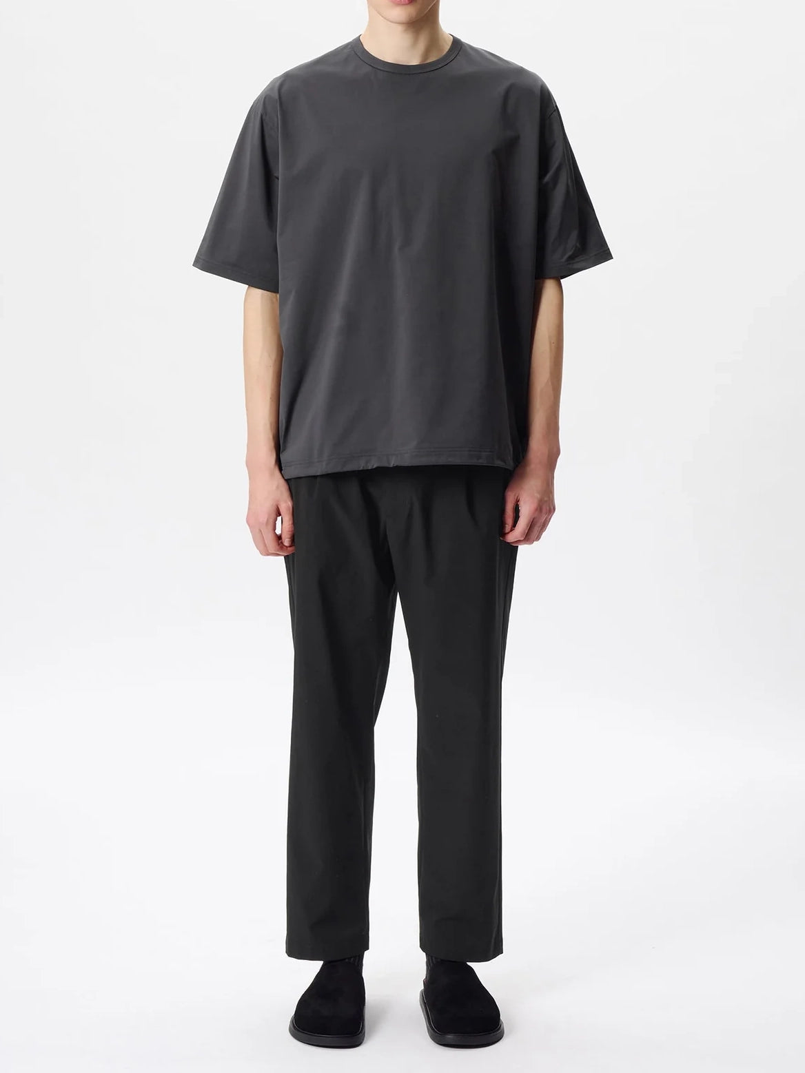 Goldwin One Tuck Tapered Light Pants Black