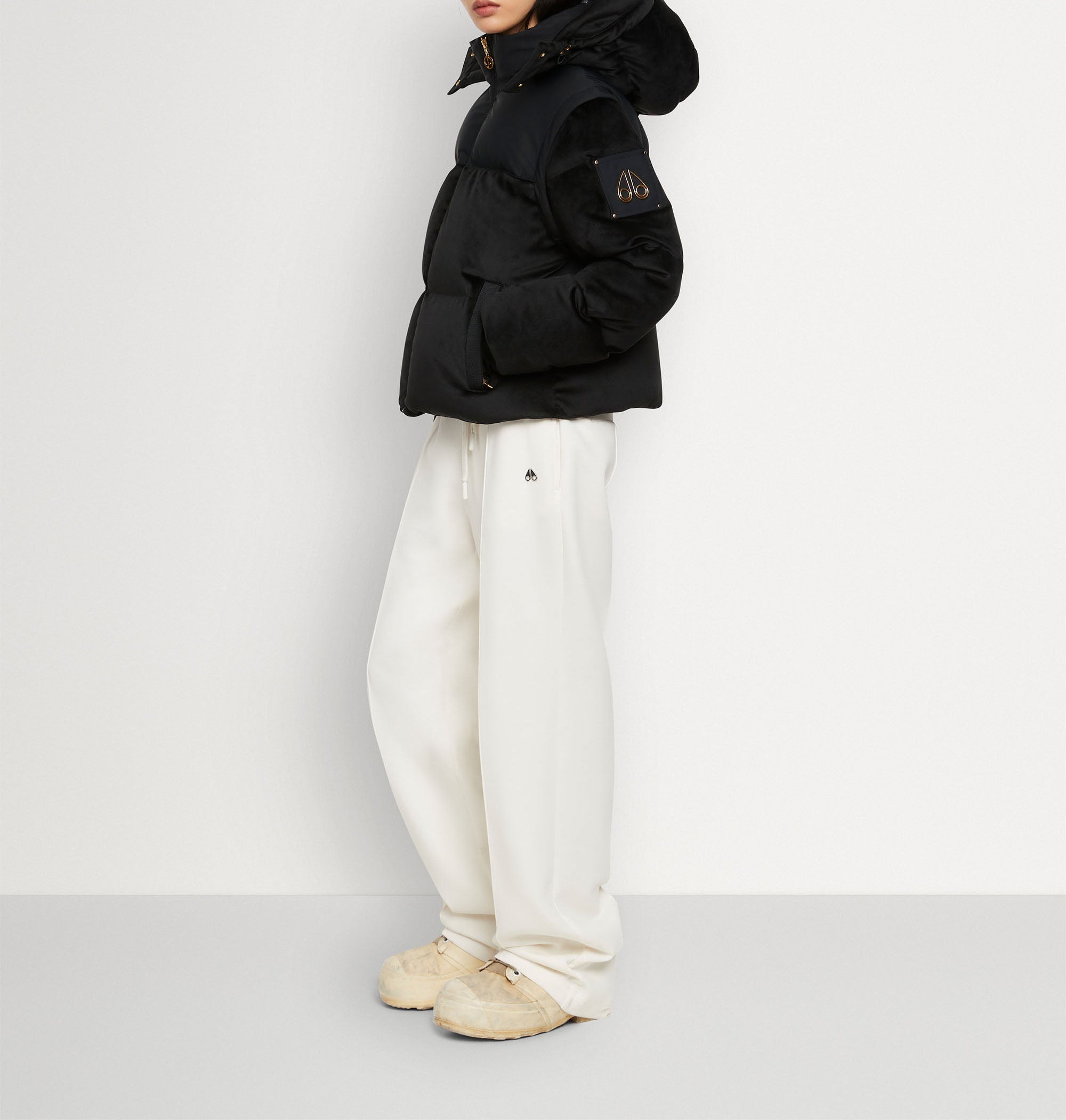 Moose Knuckles Ladies Velour Comptoir Puffer Black