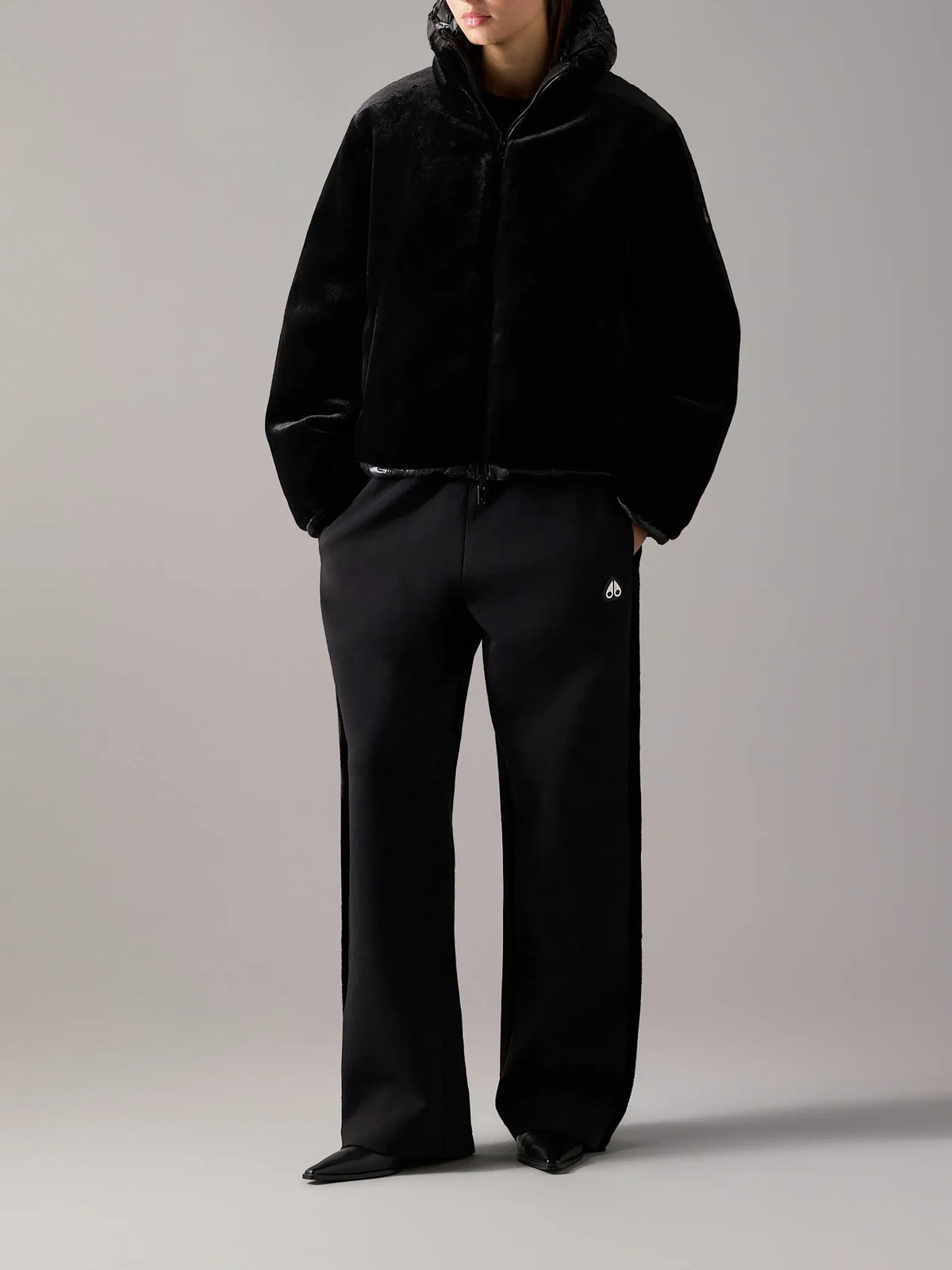Moose Knuckles W Queens Reversible Down Puffer Black