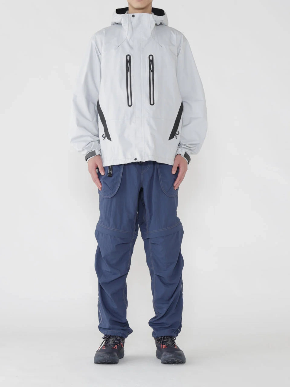 And Wander 2.5L Hiker Rain Jacket Lt Gray