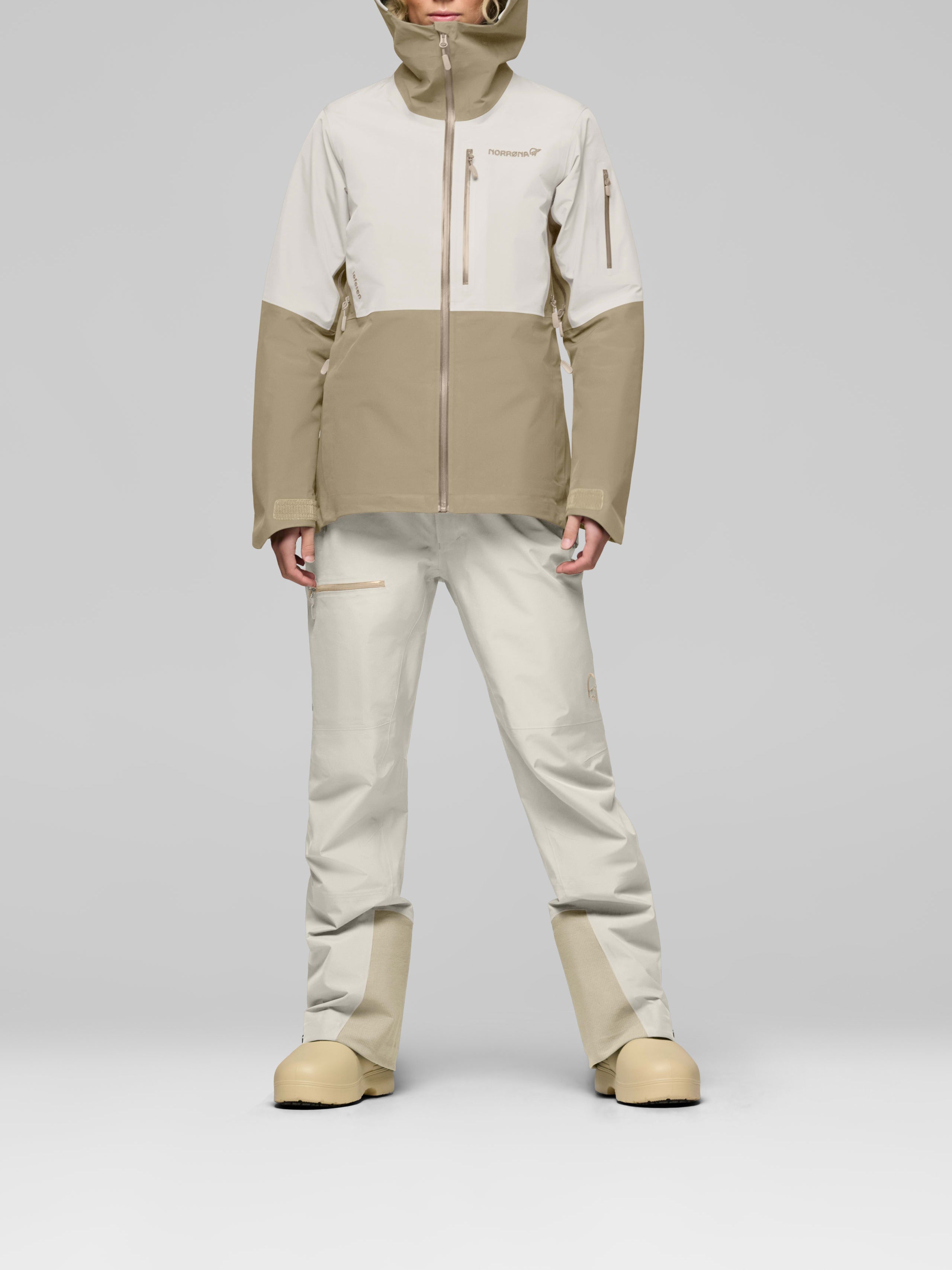Norrona Women's Lofoten Gore-Tex Jacket Oatmeal