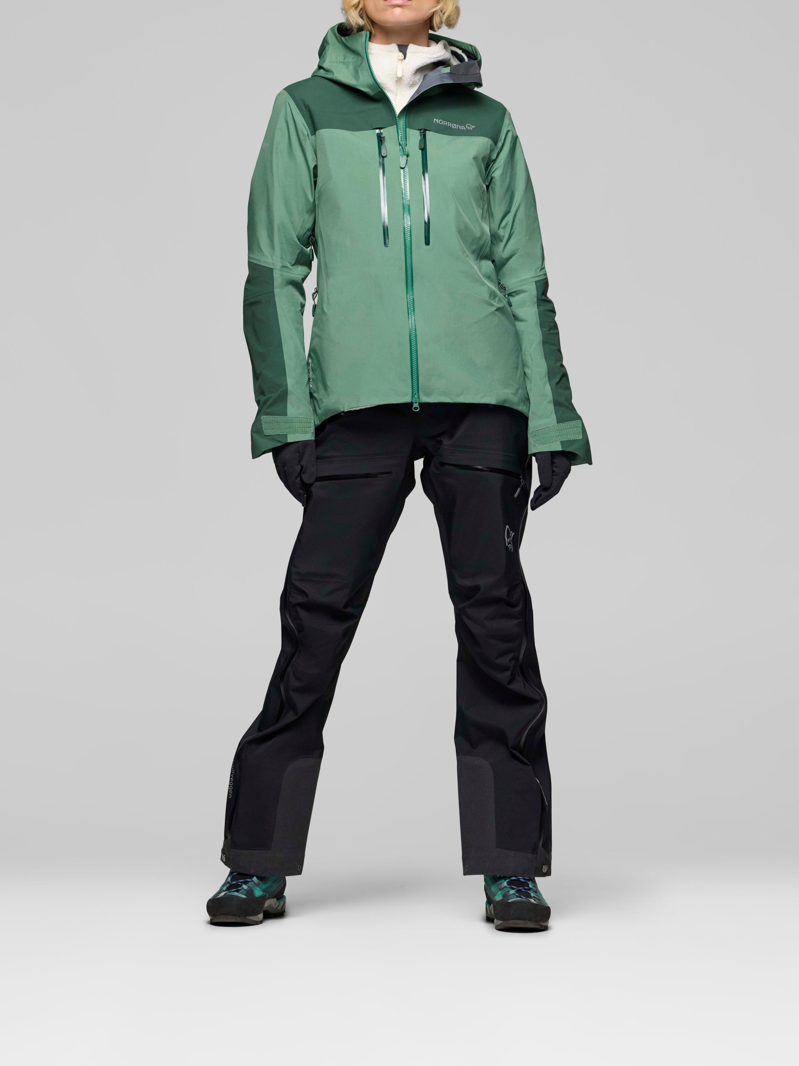 Norrona Women's Trollveggen Gore-Tex Pro light Jacket Dark Ivy