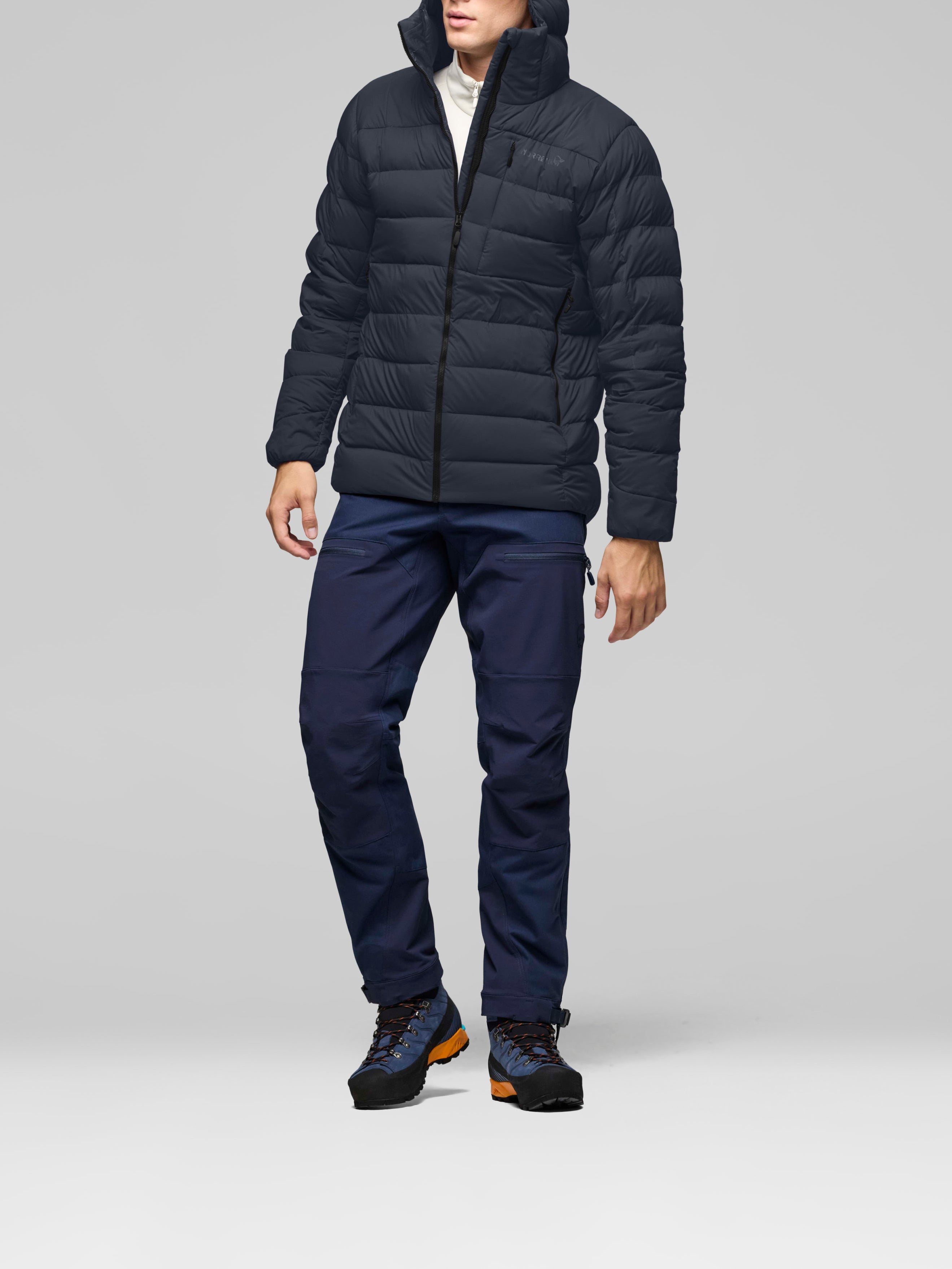 Norrona Men's Femund Down700 Zip Hood Caviar Black