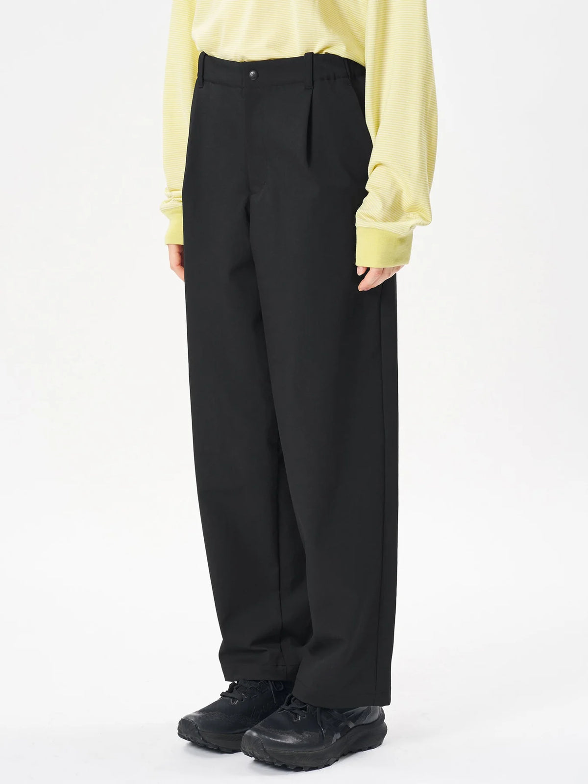 Goldwin One Tuck Stick Stretch Pants Black