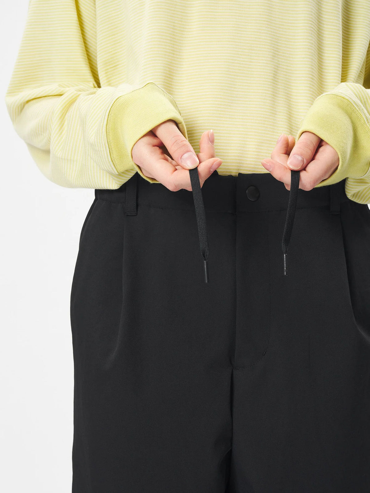 Goldwin One Tuck Stick Stretch Pants Black