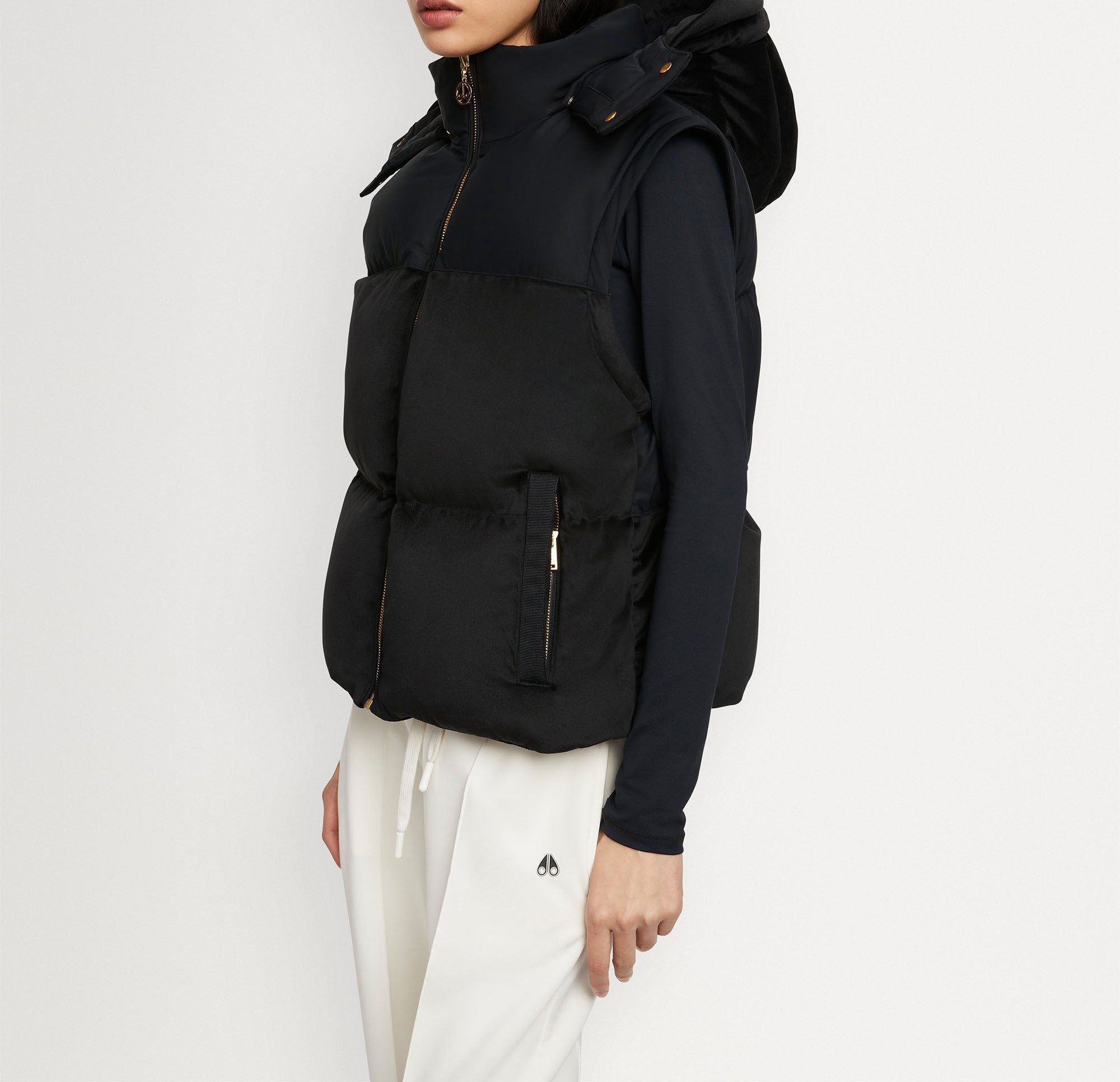 Moose Knuckles Ladies Velour Comptoir Puffer Black