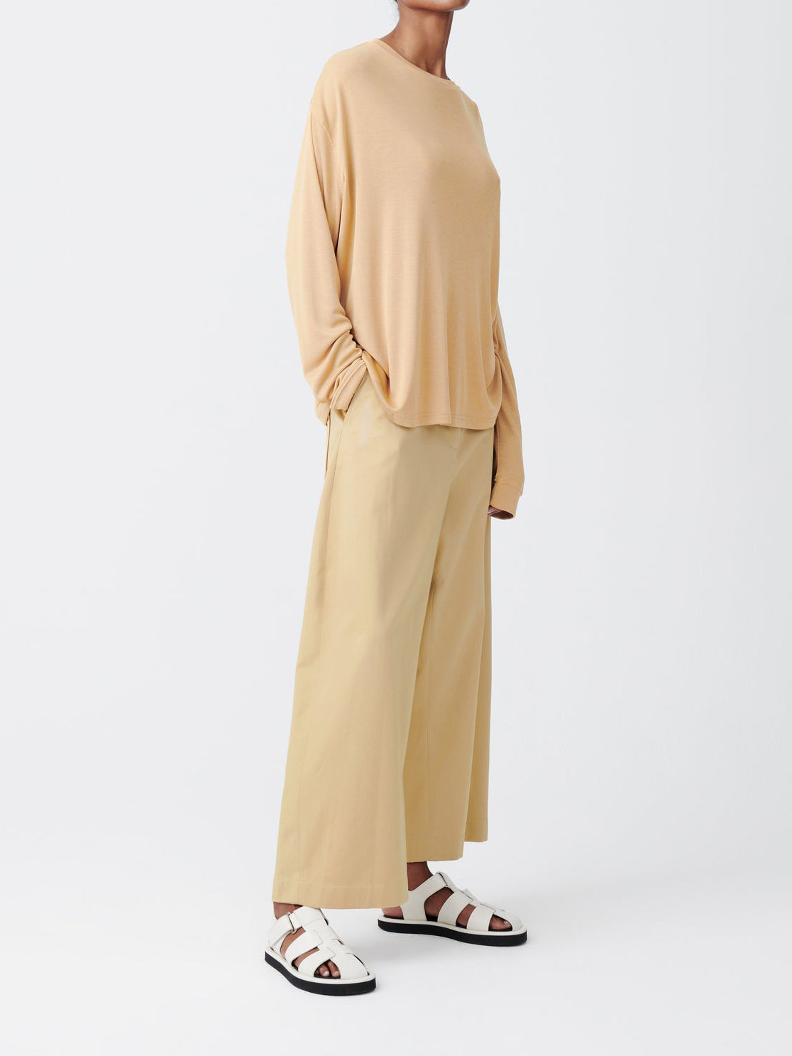 Studio Nicolson Simmons Lyocell T-Shirt Sand