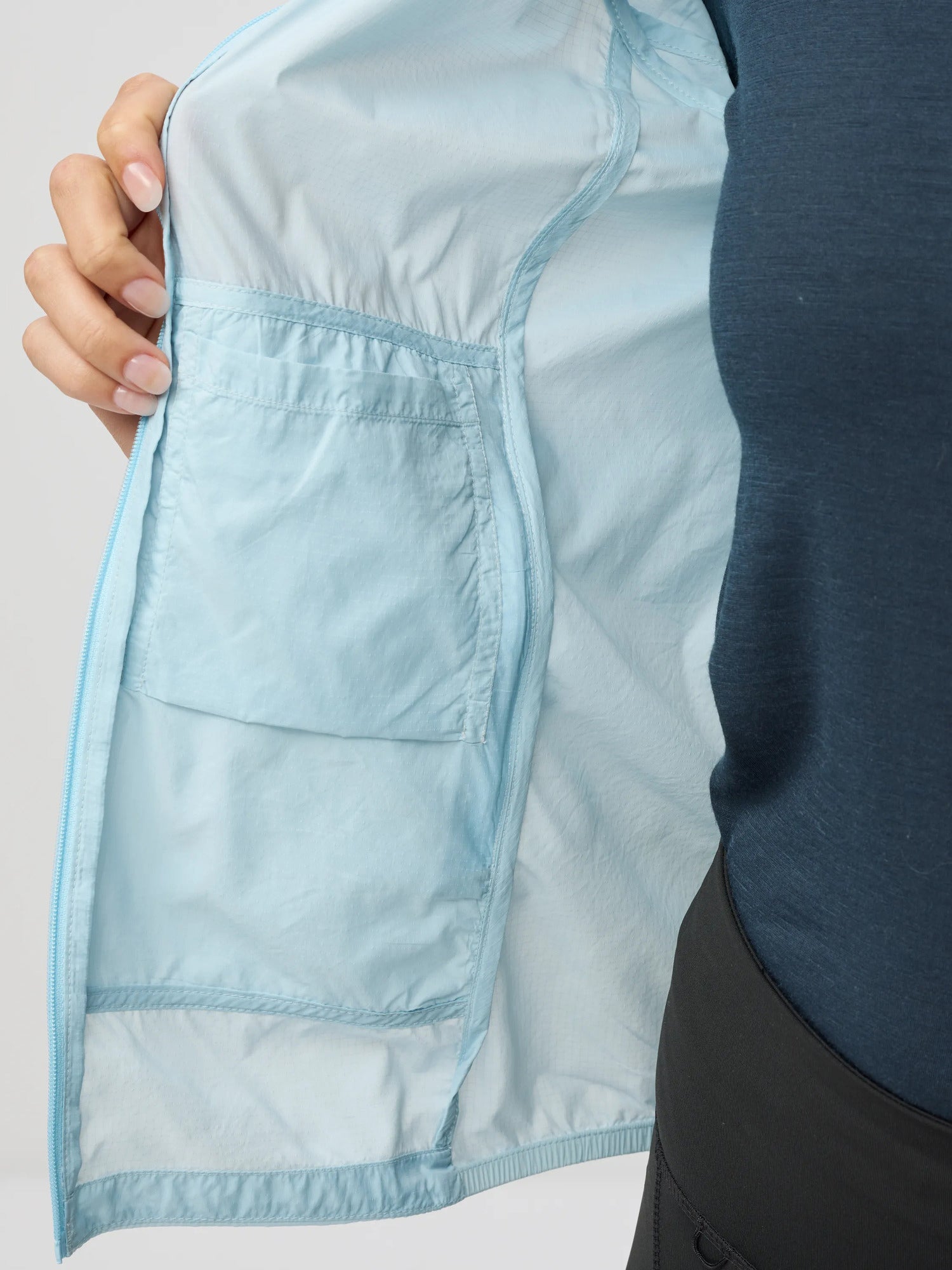 Fjallraven Keb Lätt Wind Jacket W Breeze Blue