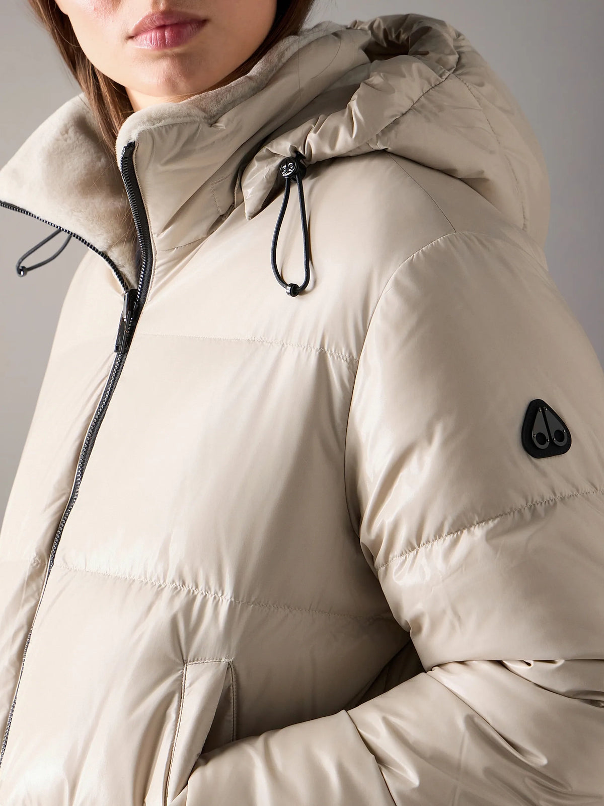 Moose Knuckles W Queens Reversible Down Puffer Alabaster
