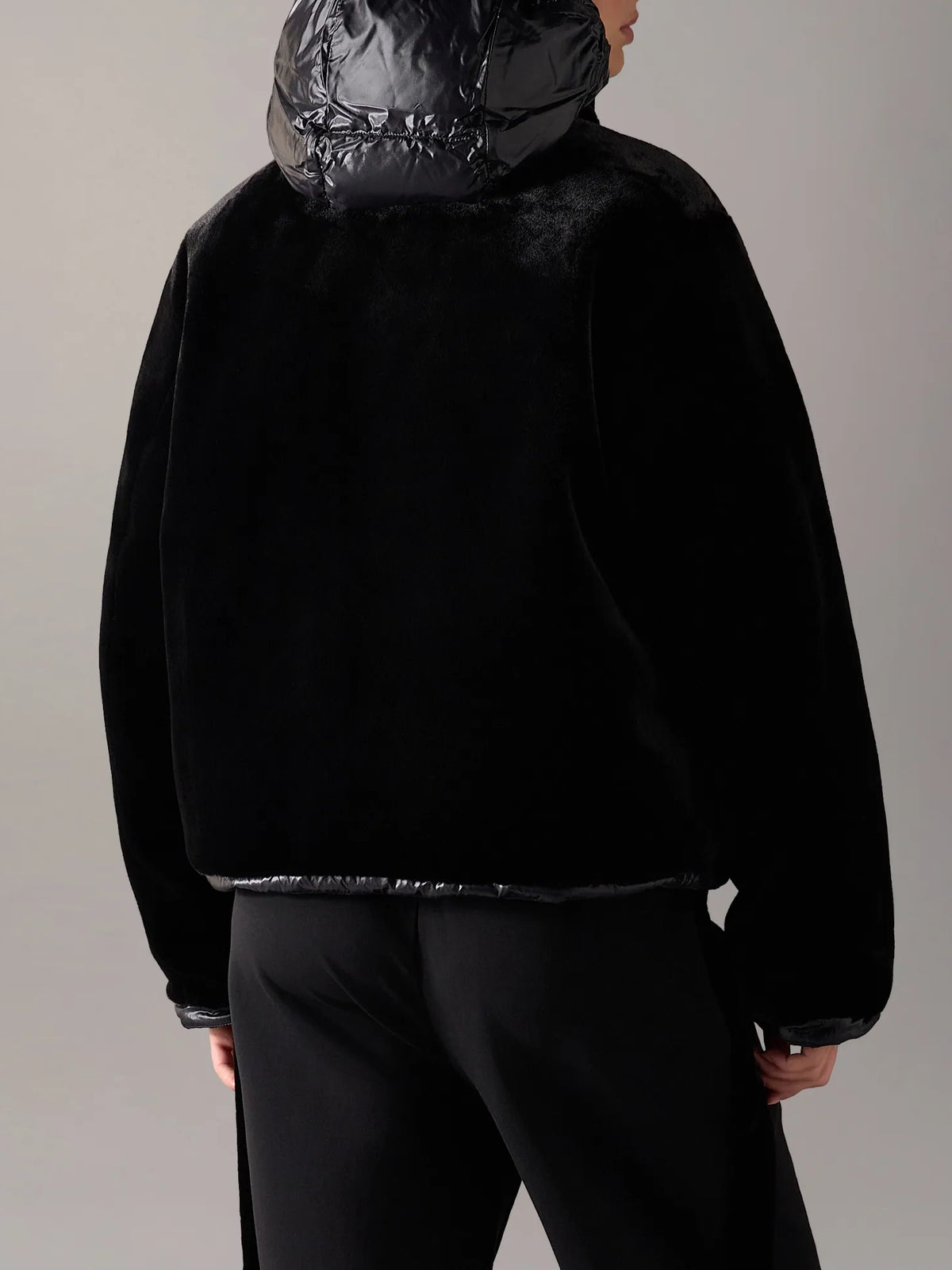 Moose Knuckles W Queens Reversible Down Puffer Black