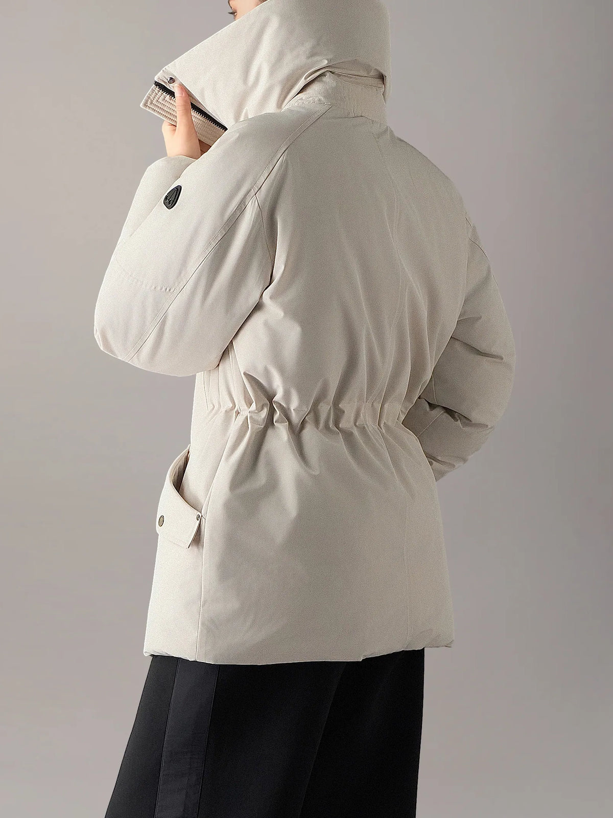 Moose Knuckles W West-ed 3Q Down Jacket Alabaster